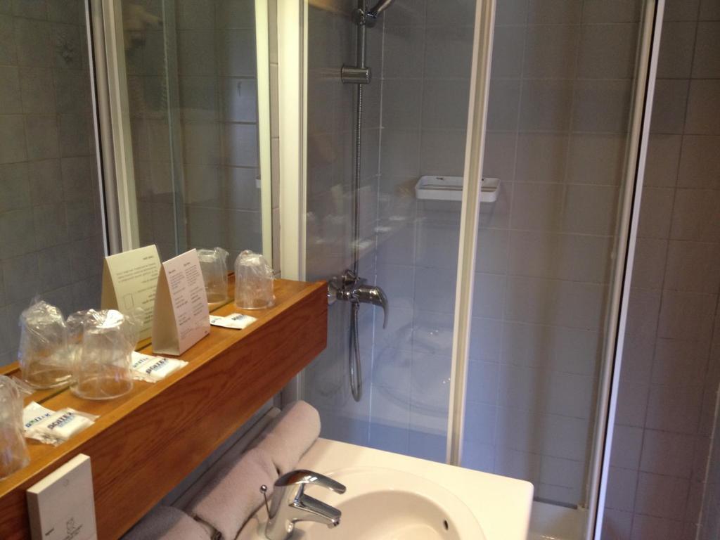 Hotel Caudron Rue  Phòng bức ảnh